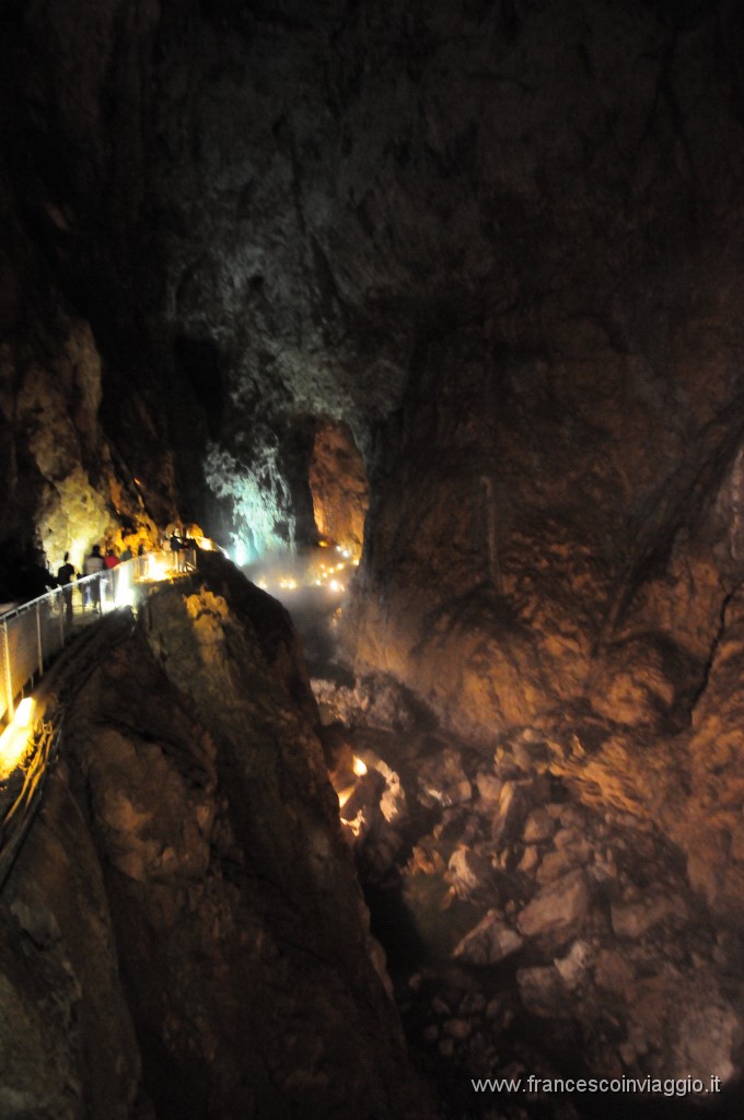 Grotte di Skocjian 2011.07.27_12.JPG